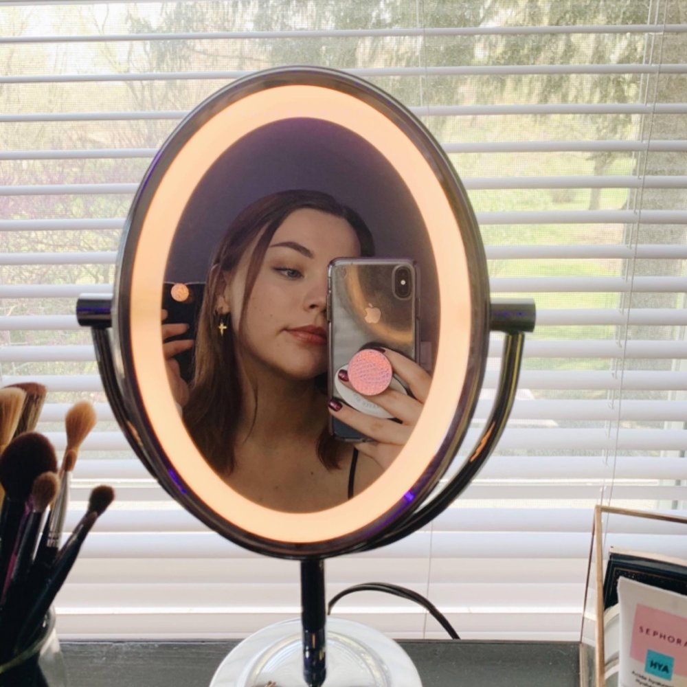 Meet your Posher, Ella